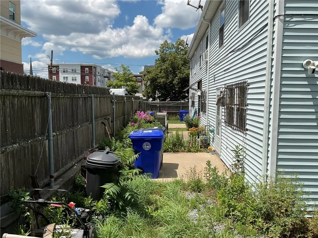 49 Portland Street Providence RI 02907