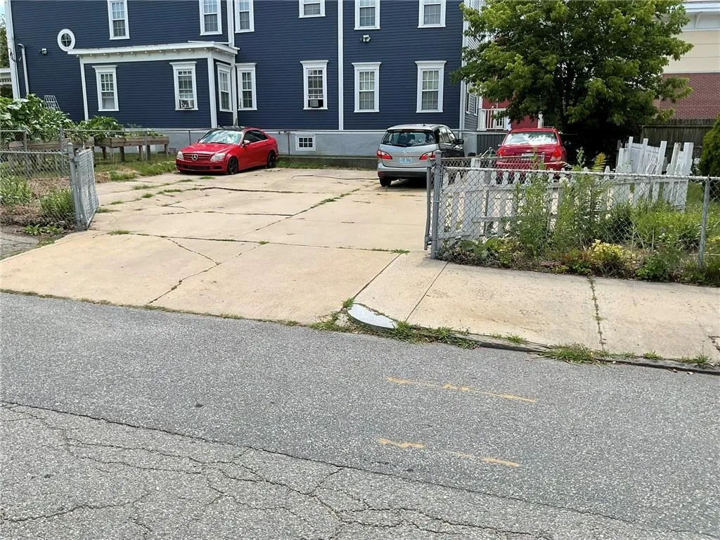 49 Portland Street Providence RI 02907