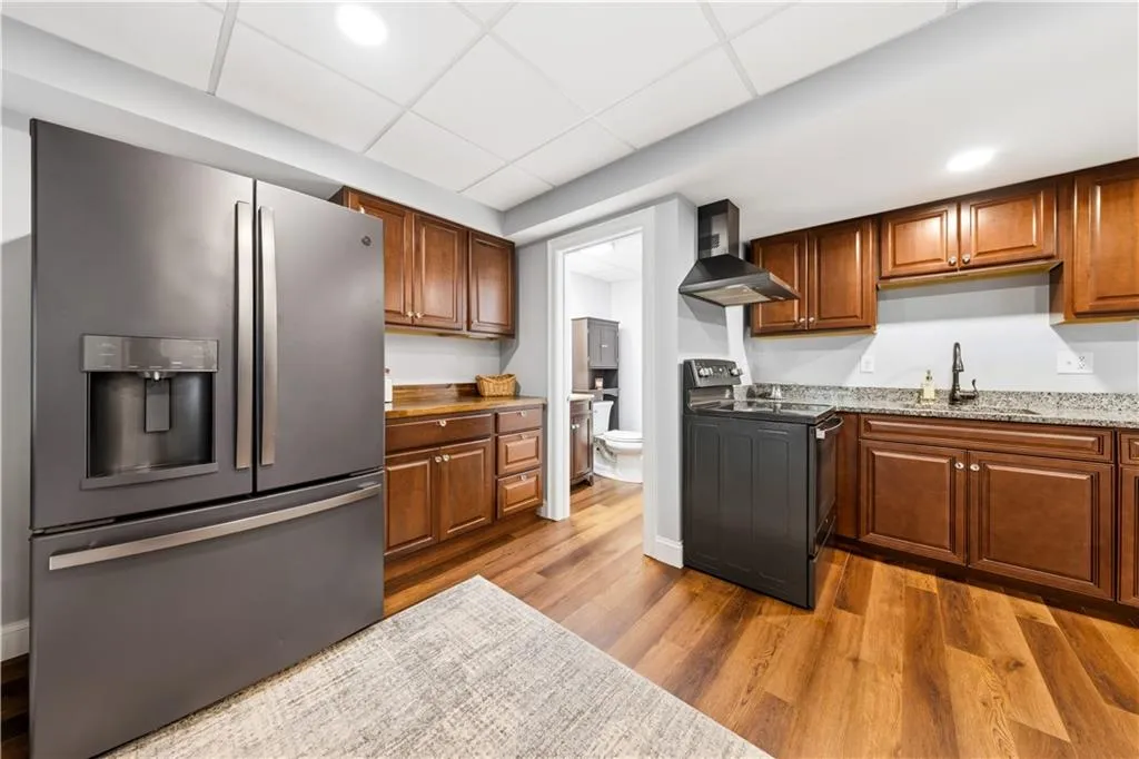 206 Burnside Avenue Seekonk MA 02771