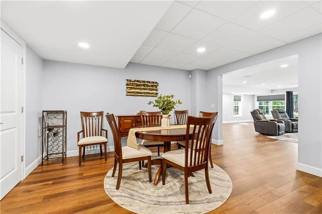 206 Burnside Avenue Seekonk MA 02771
