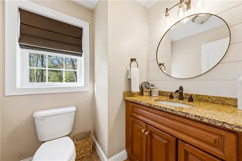 206 Burnside Avenue Seekonk MA 02771