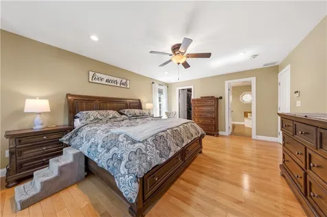 206 Burnside Avenue Seekonk MA 02771