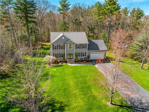 206 Burnside Avenue Seekonk MA 02771