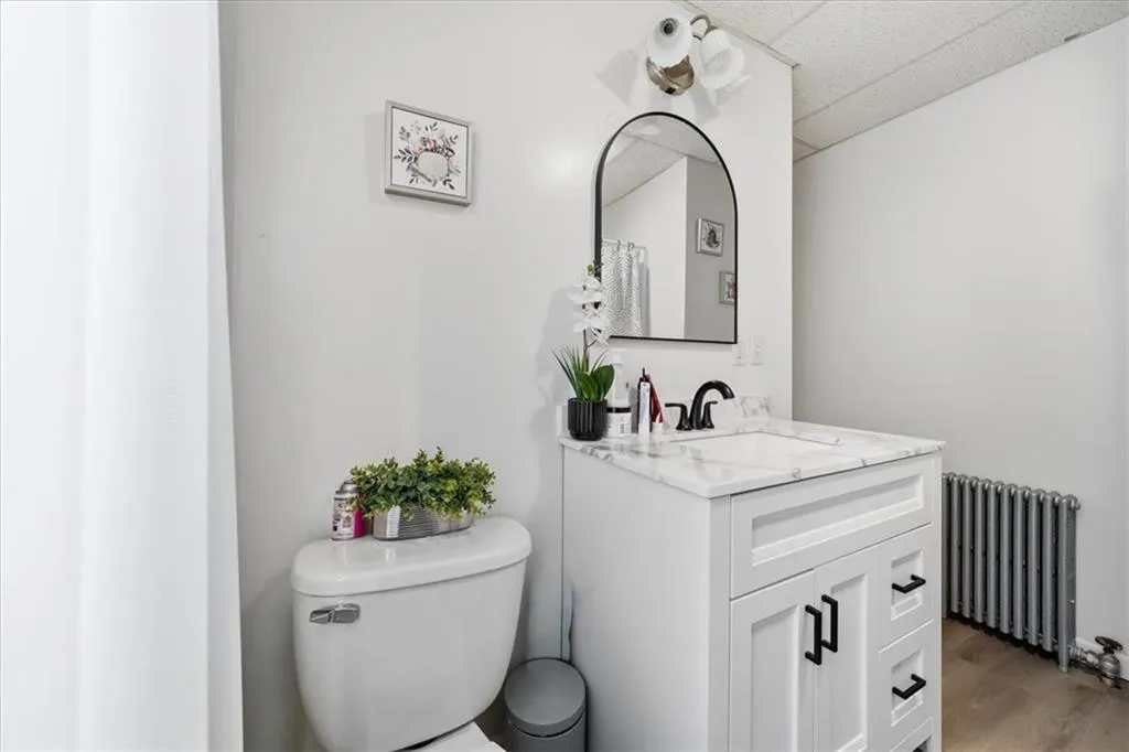 94 Lexington Avenue Providence RI 02907