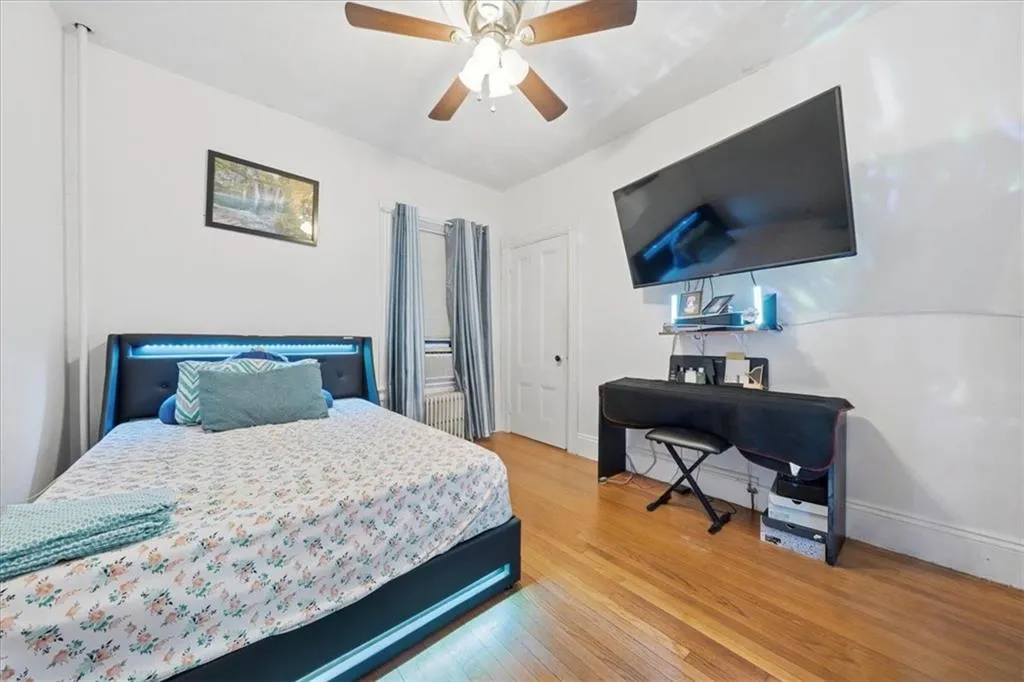 94 Lexington Avenue Providence RI 02907
