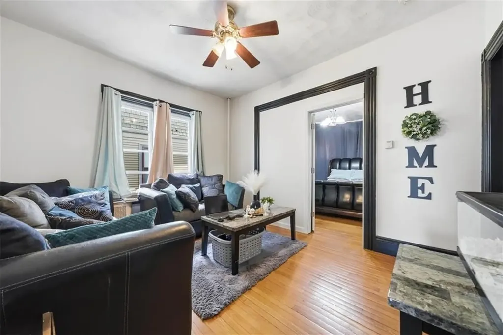 94 Lexington Avenue Providence RI 02907