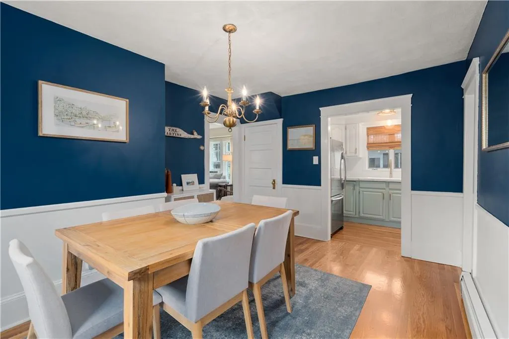 197 Wilson Avenue East Providence RI 02916