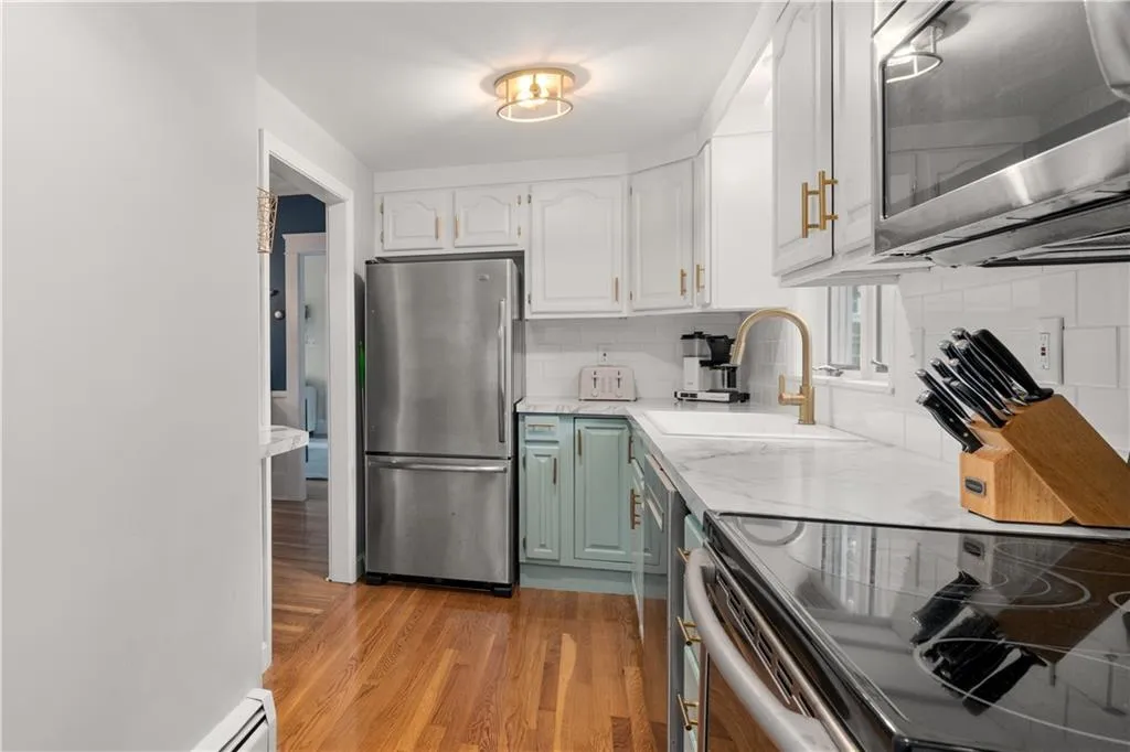 197 Wilson Avenue East Providence RI 02916