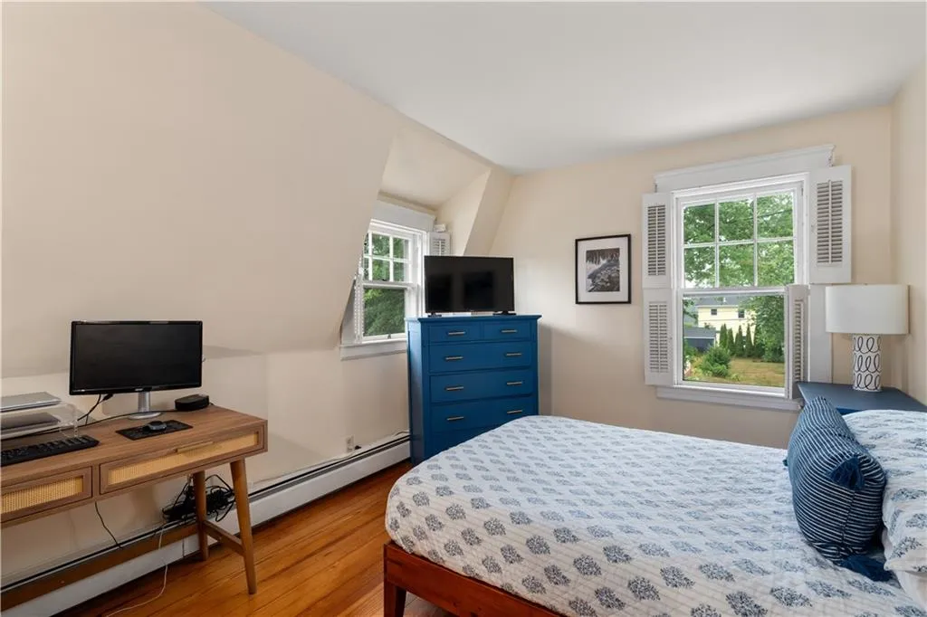 197 Wilson Avenue East Providence RI 02916
