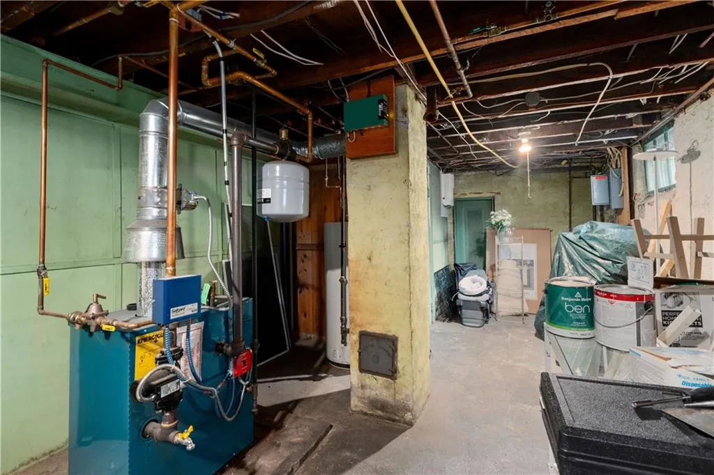 197 Wilson Avenue East Providence RI 02916