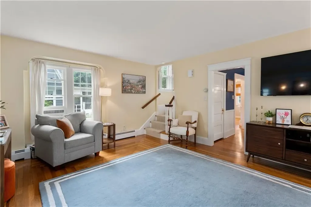 197 Wilson Avenue East Providence RI 02916