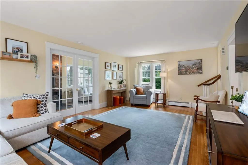 197 Wilson Avenue East Providence RI 02916
