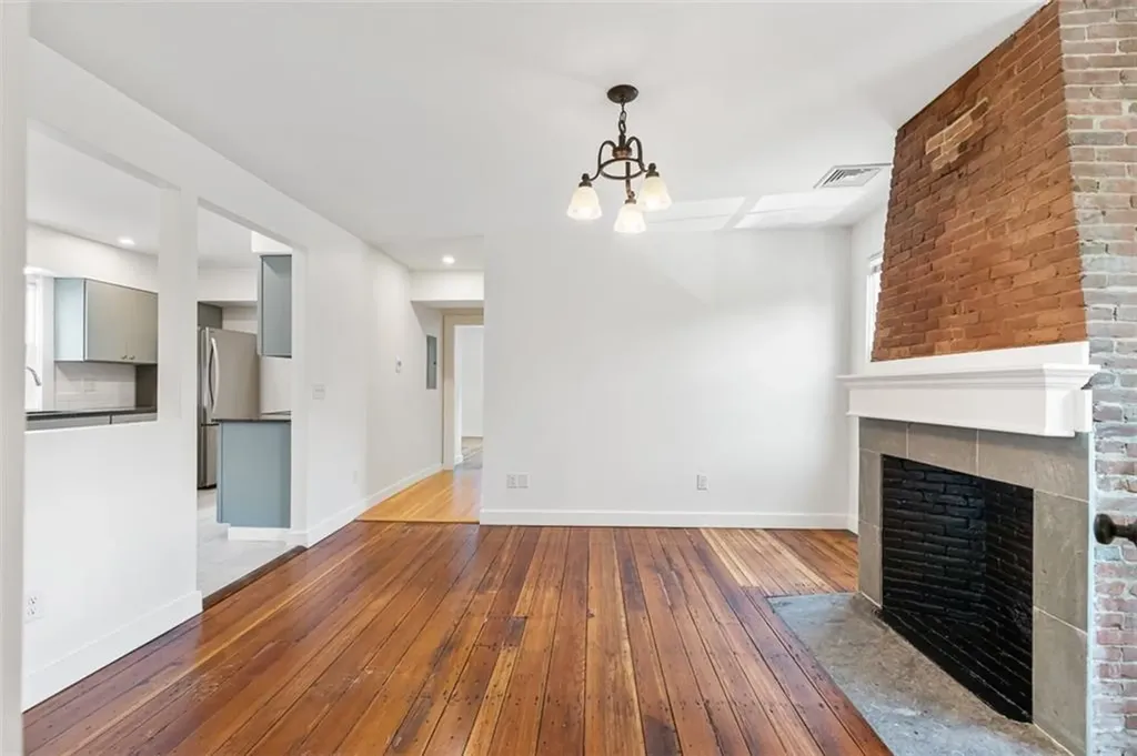 128 Sheldon Street Providence RI 02906