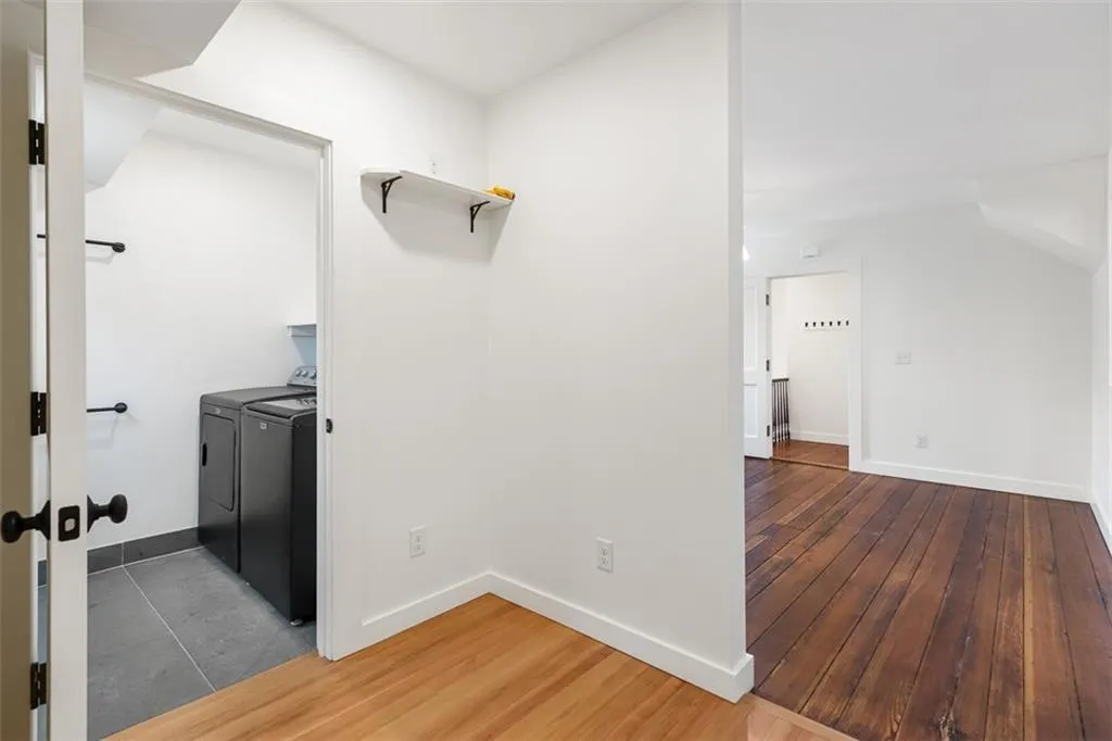128 Sheldon Street Providence RI 02906