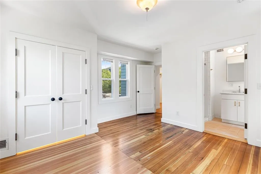 128 Sheldon Street Providence RI 02906