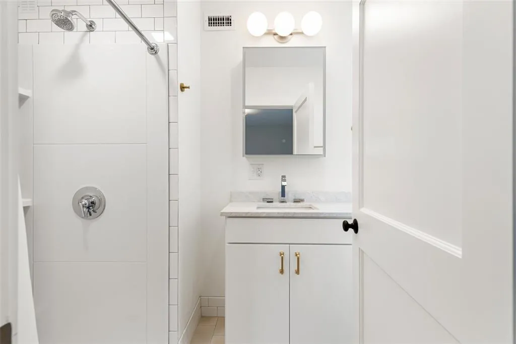 128 Sheldon Street Providence RI 02906