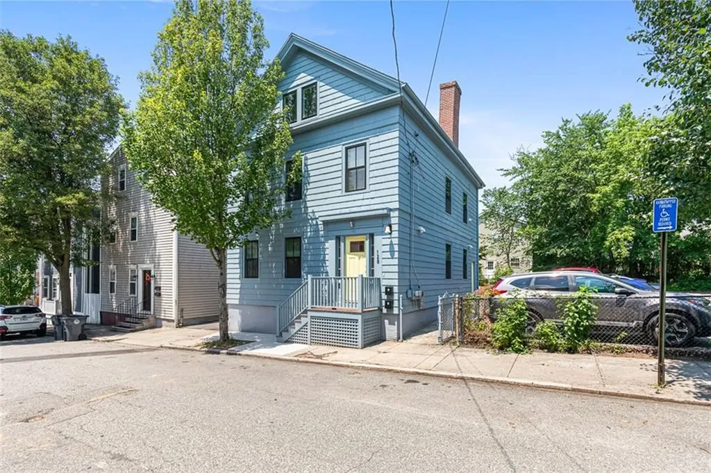 128 Sheldon Street Providence RI 02906