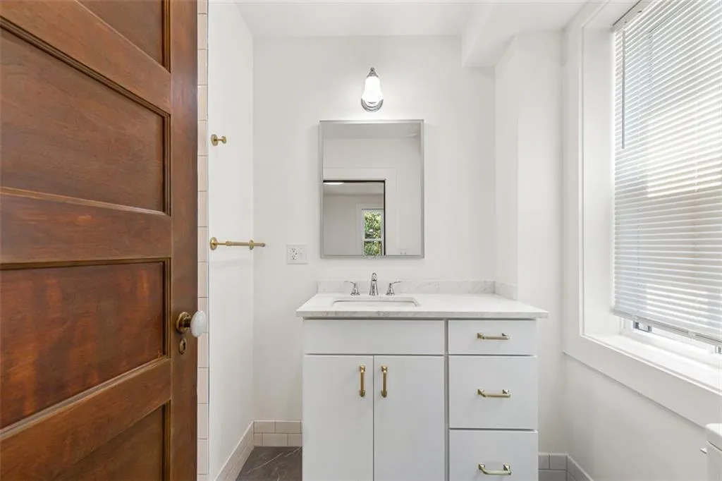 128 Sheldon Street Providence RI 02906
