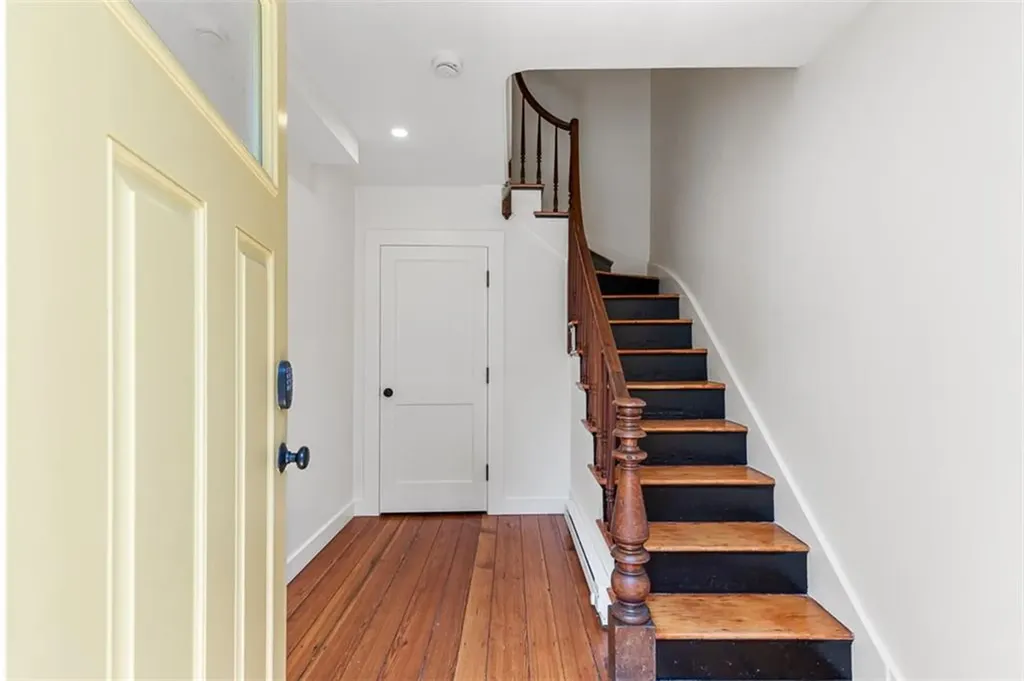 128 Sheldon Street Providence RI 02906
