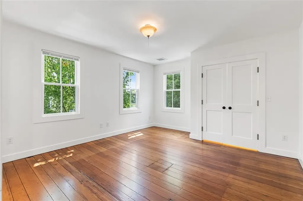 128 Sheldon Street Providence RI 02906