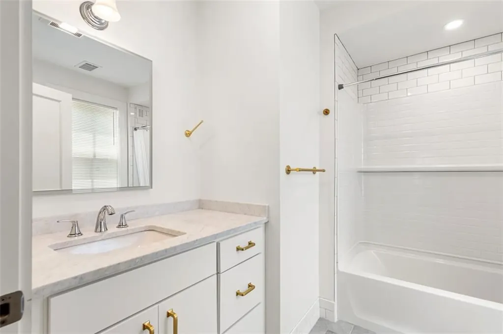 128 Sheldon Street Providence RI 02906