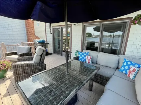 57 Green Street Portsmouth RI 02871