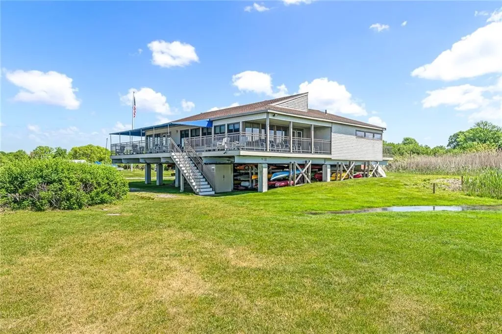 454 Paddock Lane Bristol RI 02809