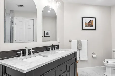 454 Paddock Lane Bristol RI 02809