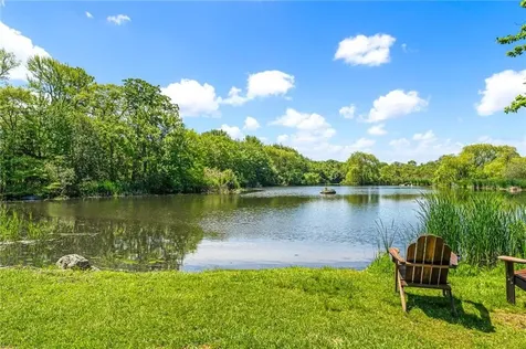454 Paddock Lane Bristol RI 02809