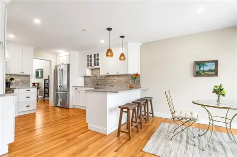 454 Paddock Lane Bristol RI 02809