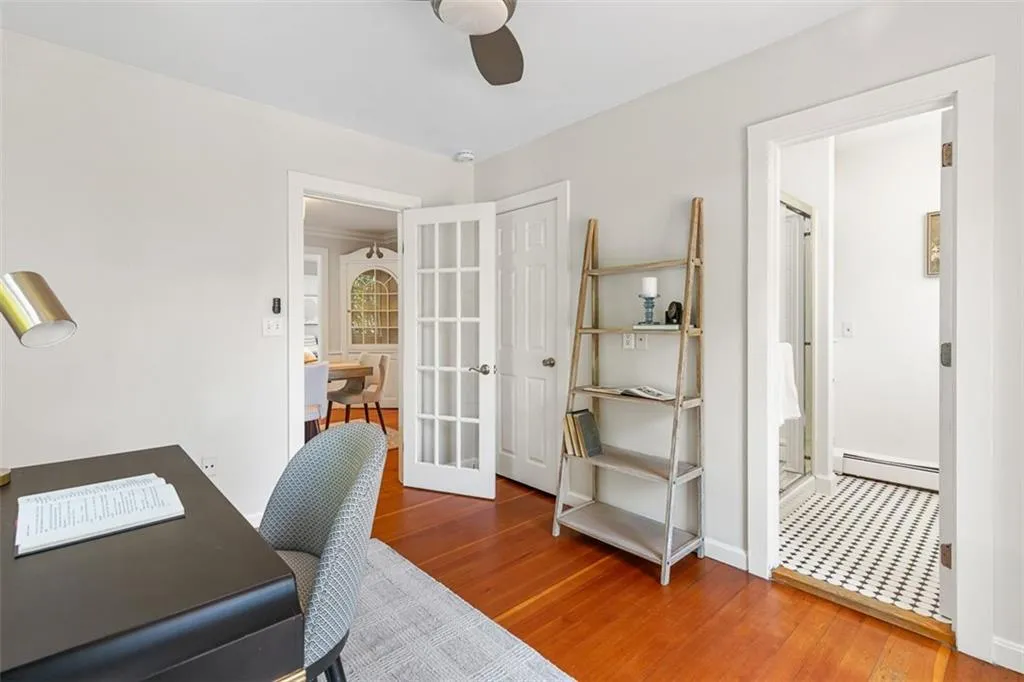 85 Highland Avenue Barrington RI 02806