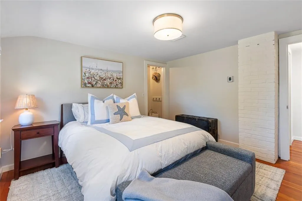 85 Highland Avenue Barrington RI 02806