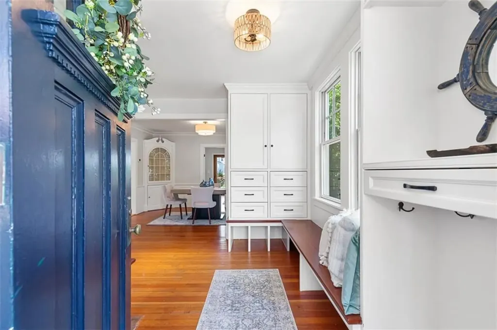 85 Highland Avenue Barrington RI 02806