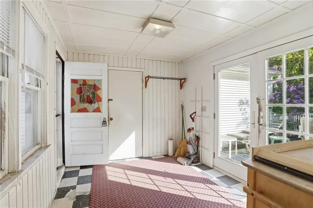 1162 Douglas Pike Smithfield RI 02917