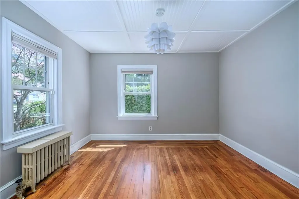 31 Errol Street Warwick RI 02888