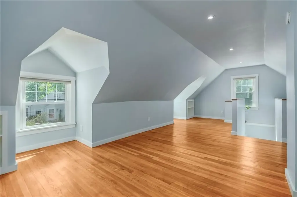 31 Errol Street Warwick RI 02888