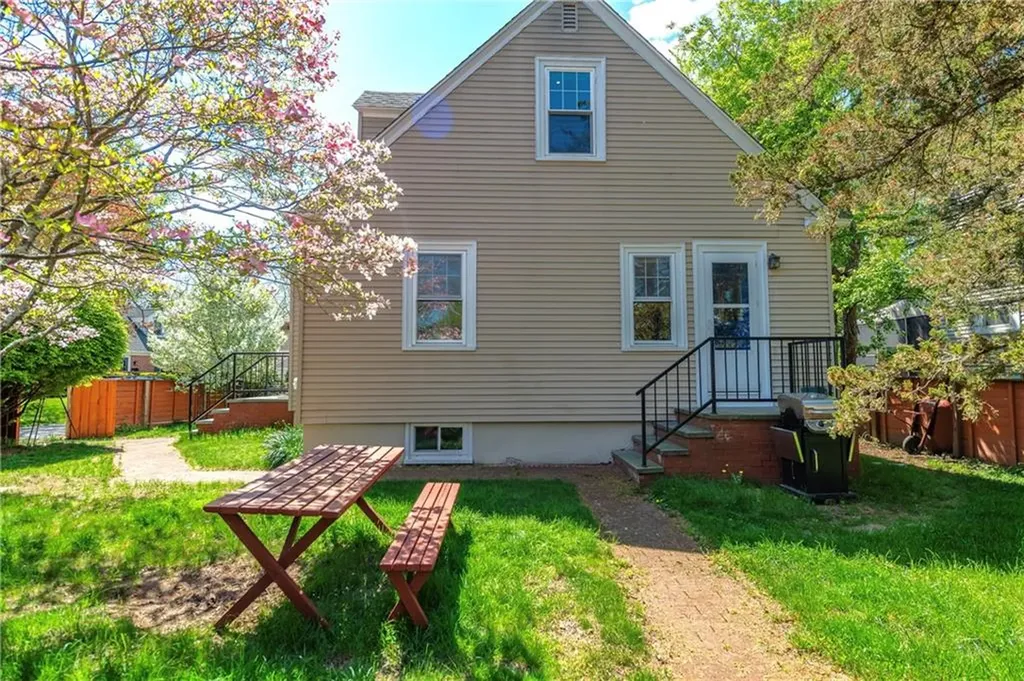 31 Errol Street Warwick RI 02888