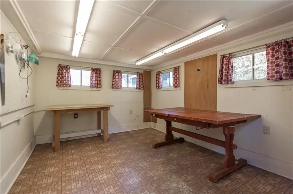 31 Errol Street Warwick RI 02888