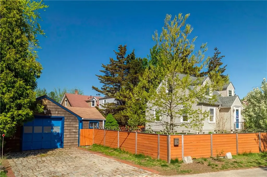 31 Errol Street Warwick RI 02888
