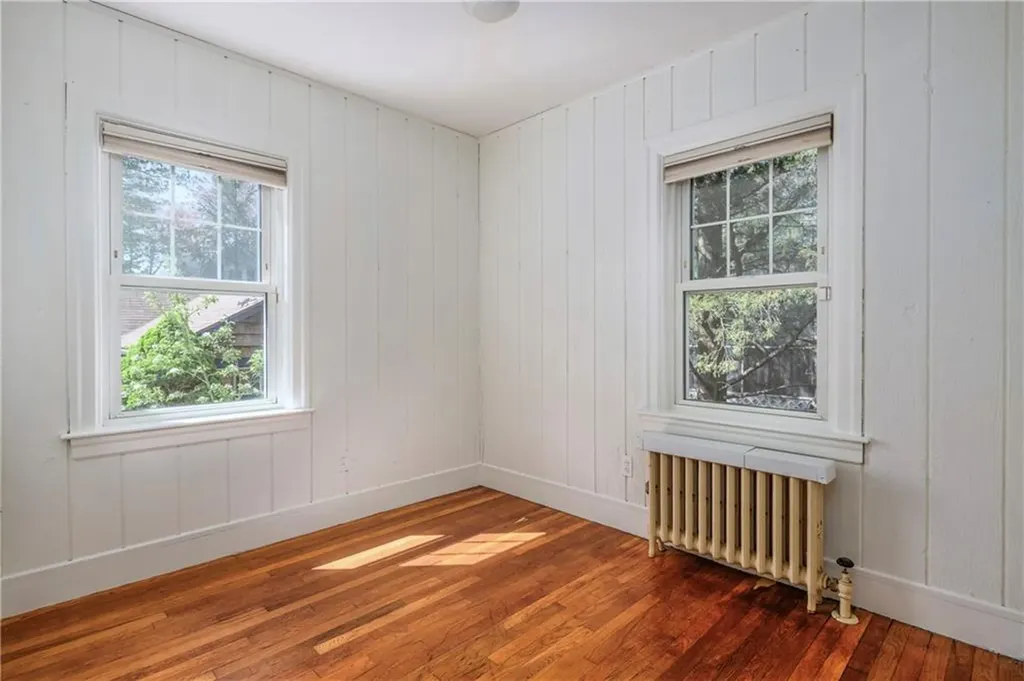 31 Errol Street Warwick RI 02888