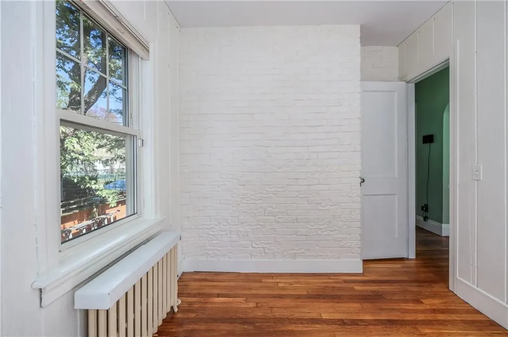 31 Errol Street Warwick RI 02888
