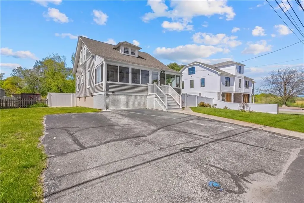 43 Samuel Gorton Avenue Warwick RI 02889