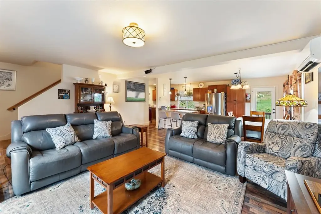 22 Barber Street Putnam CT 06260