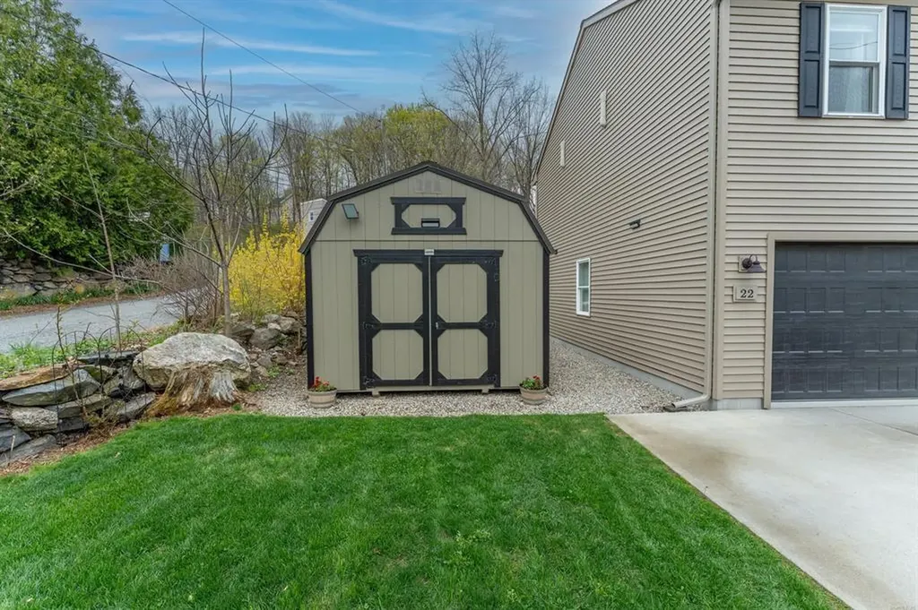 22 Barber Street Putnam CT 06260