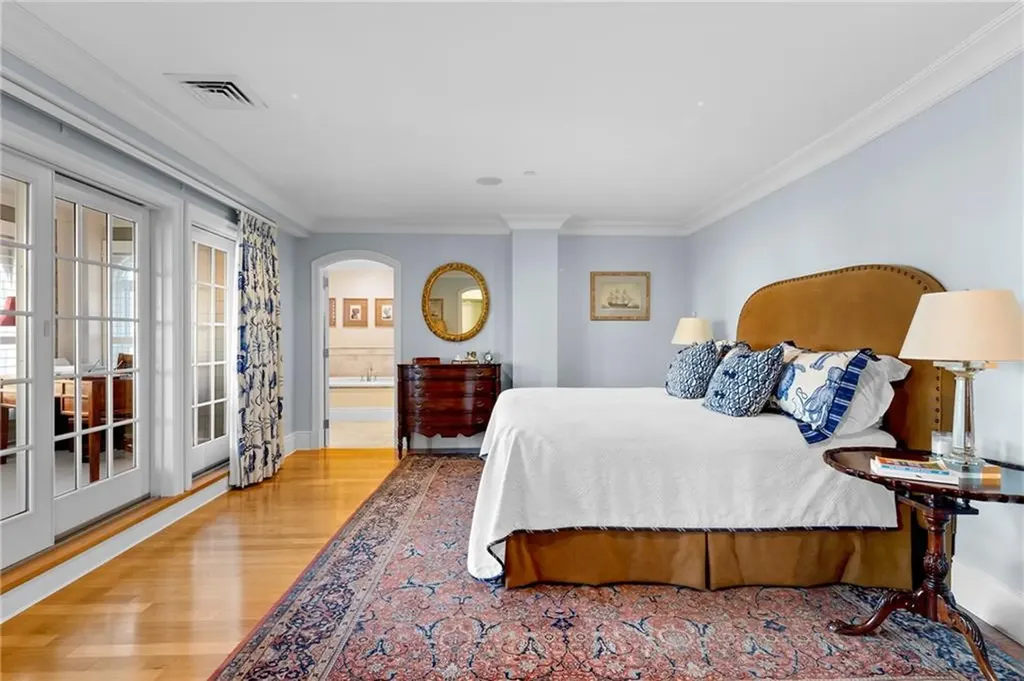 24 Brown And Howard Wharf Newport RI 02840