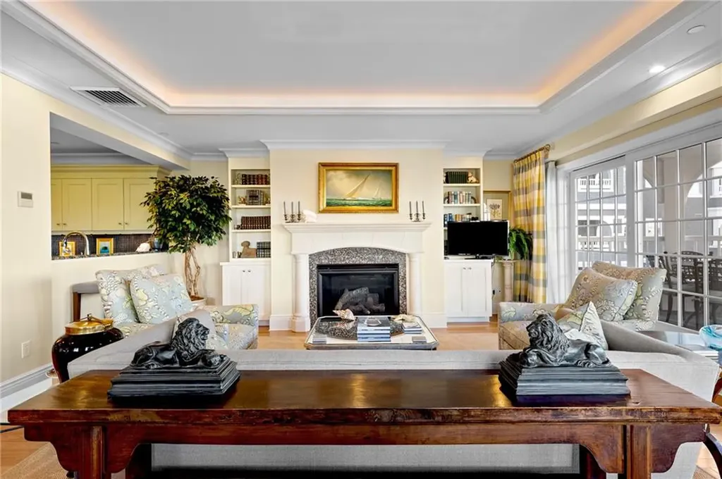 24 Brown And Howard Wharf Newport RI 02840