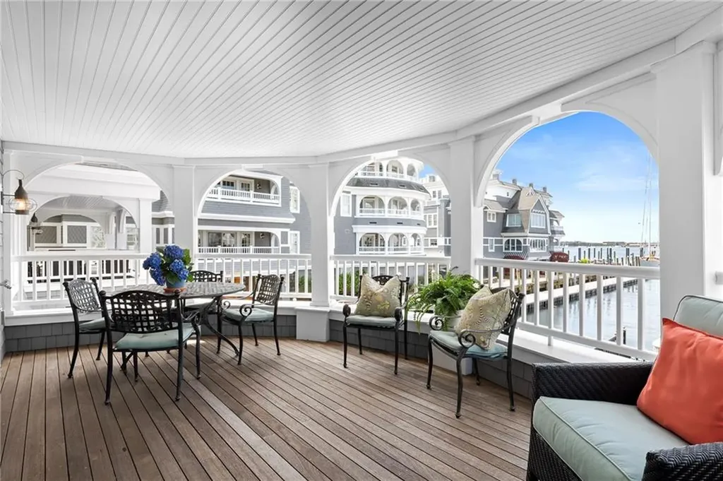 24 Brown And Howard Wharf Newport RI 02840