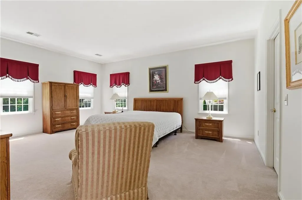 2 N Hereford Drive Cumberland RI 02864