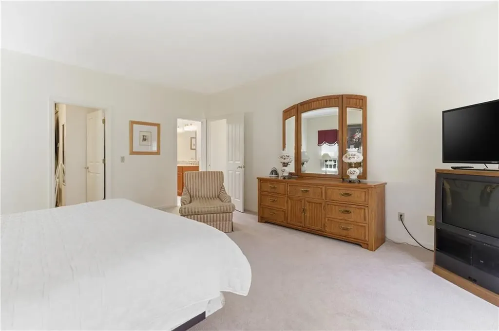 2 N Hereford Drive Cumberland RI 02864