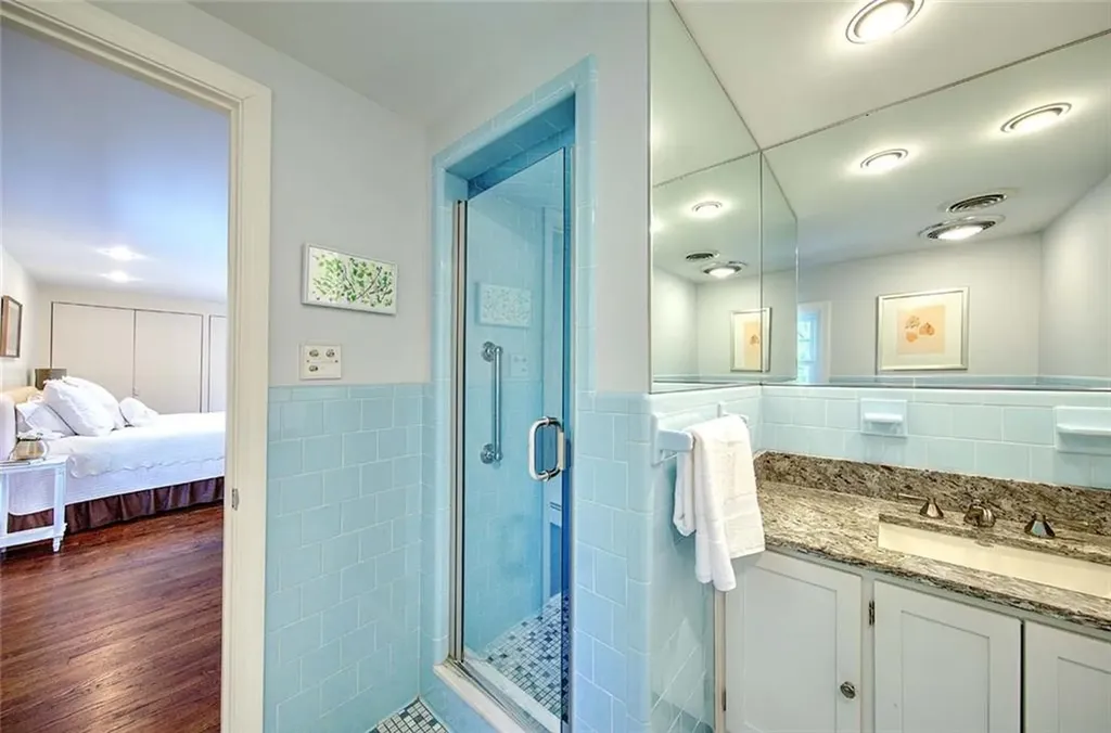 11 Henry Drive Barrington RI 02806
